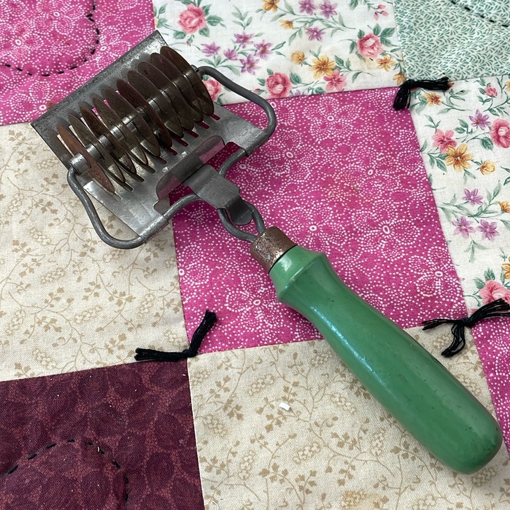 Vintage Acme Rotary Cutter/Mincer